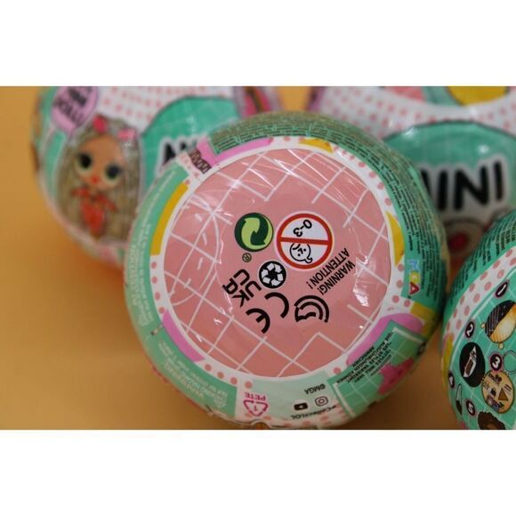 LOL Surprise! MINI FAMILY Series 1 MYSTERY BALL 5+ Surprises 2021 New Lot Of 4 - Picture 7 of 7